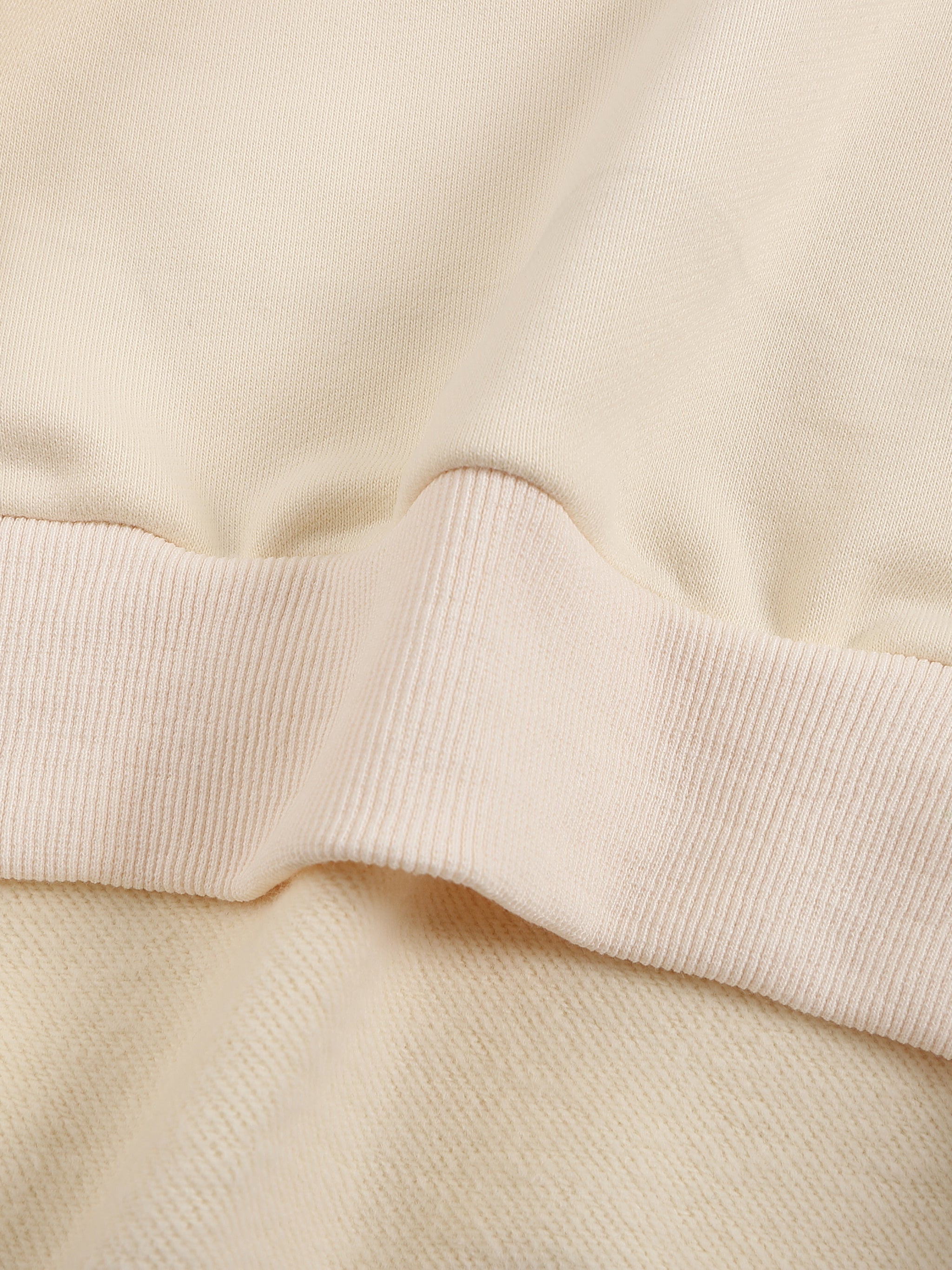 TAYLOR SWEATSHIRT