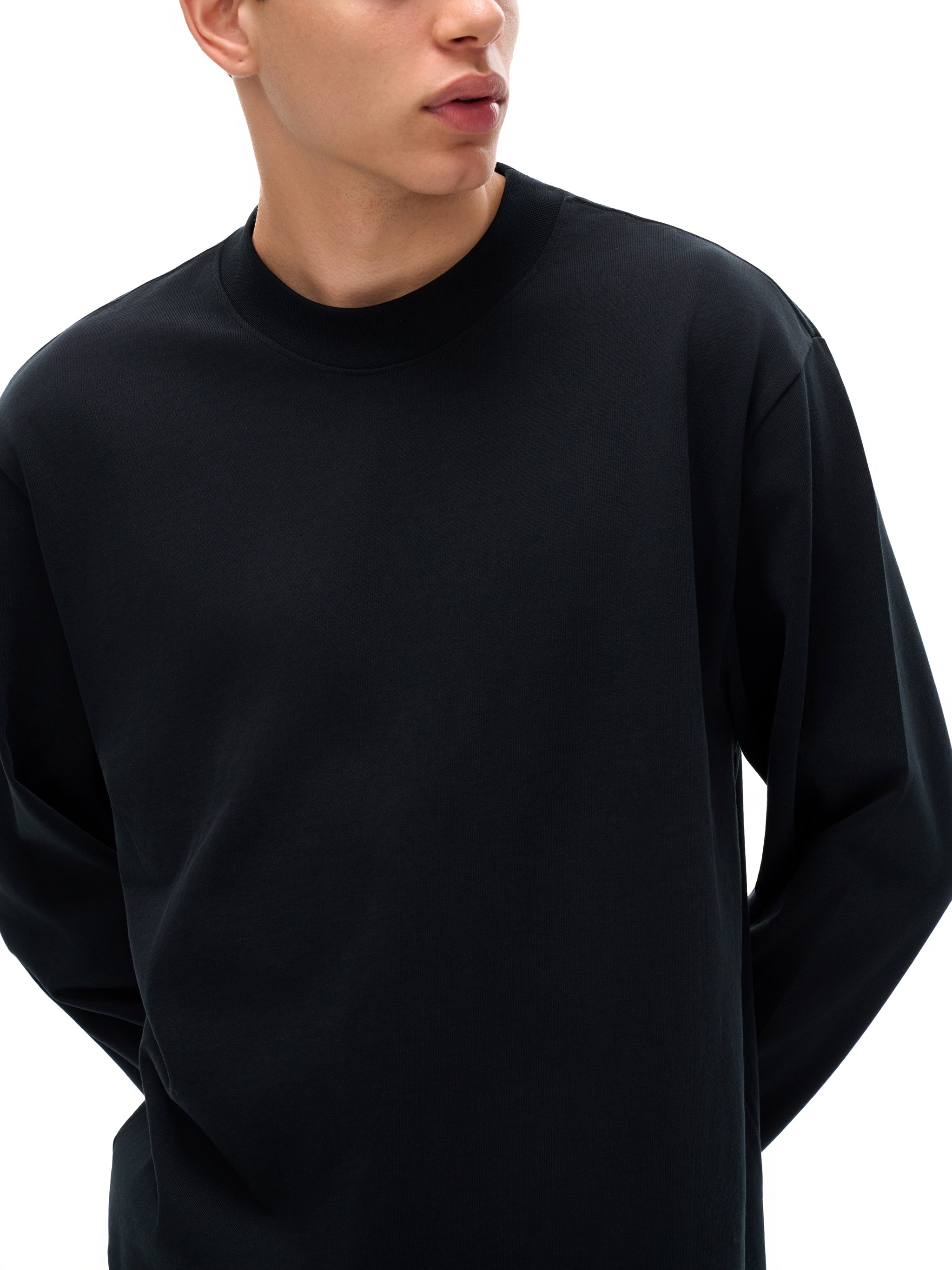 LOGAN SWEATSHIRT